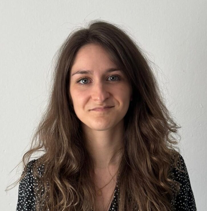 Mélanie Maximino-Pinheiro