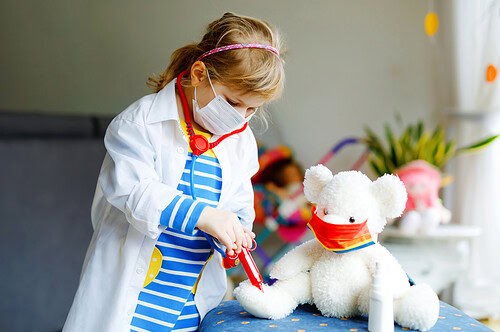 Does pretend play support young children’s mental health?